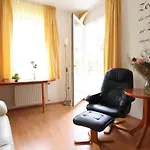מלון Hotel Restaurant Kurparkblick Inkl Pfalzcard