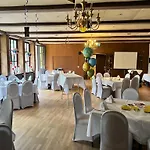 Hotel Restaurant Kurparkblick Inkl Pfalzcard מלון 3*
