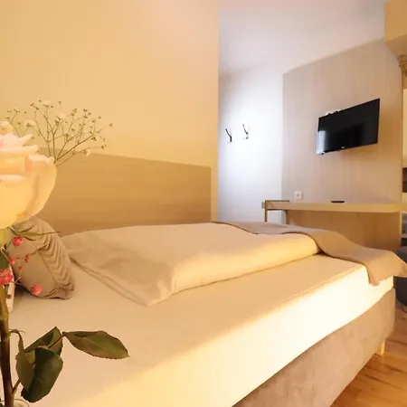 Kurparkblick Hotel 3*