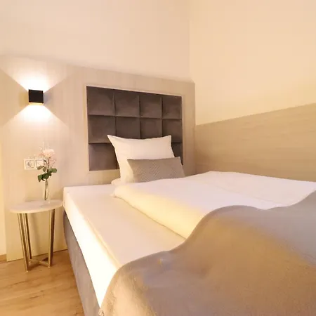 库尔帕克布里克酒店