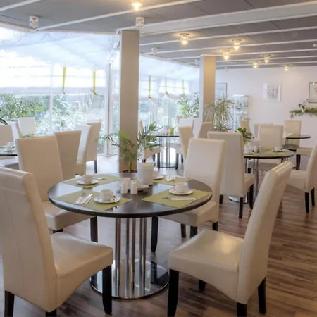 Restaurant Kurparkblick Inkl Pfalzcard فندق