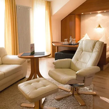 فندق Restaurant Kurparkblick Inkl Pfalzcard 3*