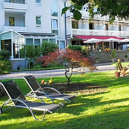 Отель Restaurant Kurparkblick Inkl Pfalzcard 3*