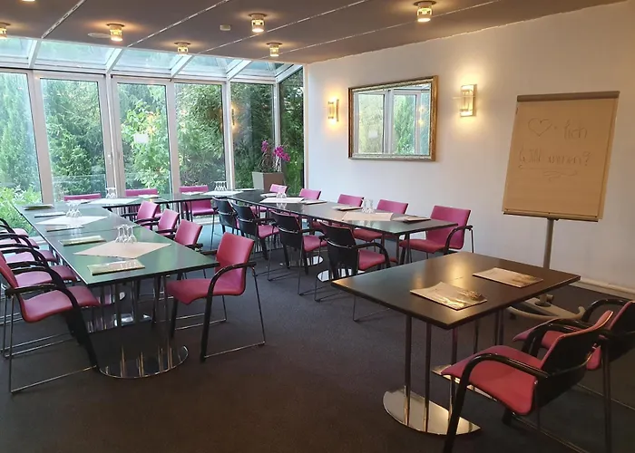 库尔帕克布里克酒店 3*