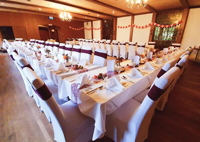 Hotel Kurparkblick 3*